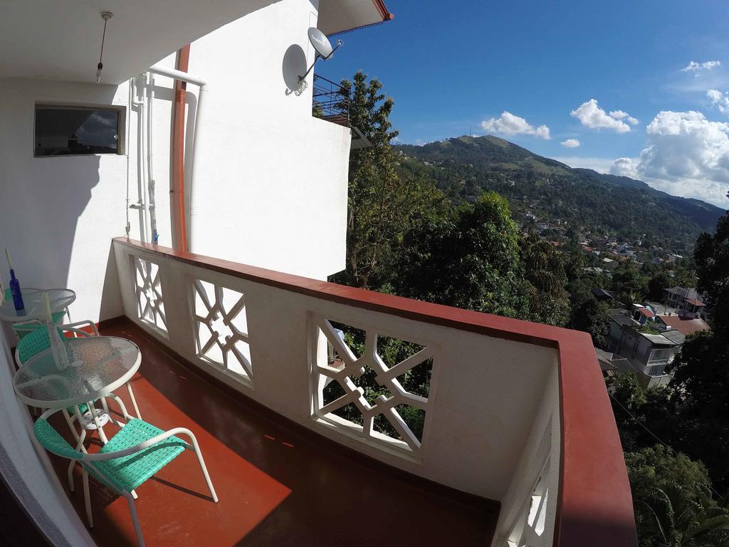 Villa 107 Κάντι Εξωτερικό φωτογραφία